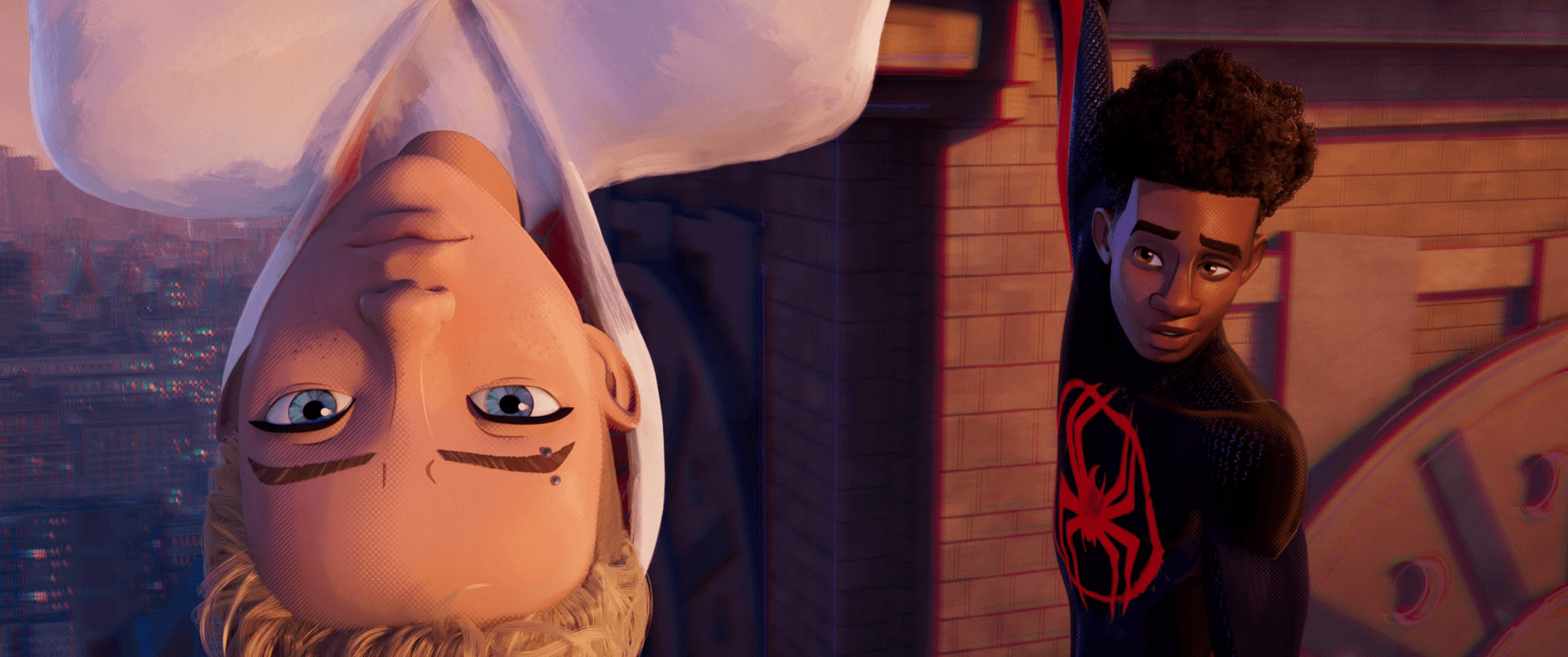 مایلز مورالز و گوئن استیسی در Spider-Man: Across the Spider-Verse